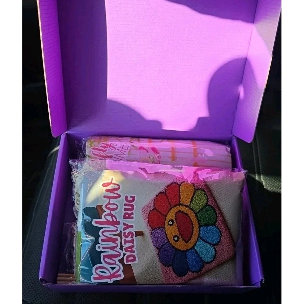 NEW‎ MyCraftJoy My Craft Joy Crafting Box With 4 Crafts